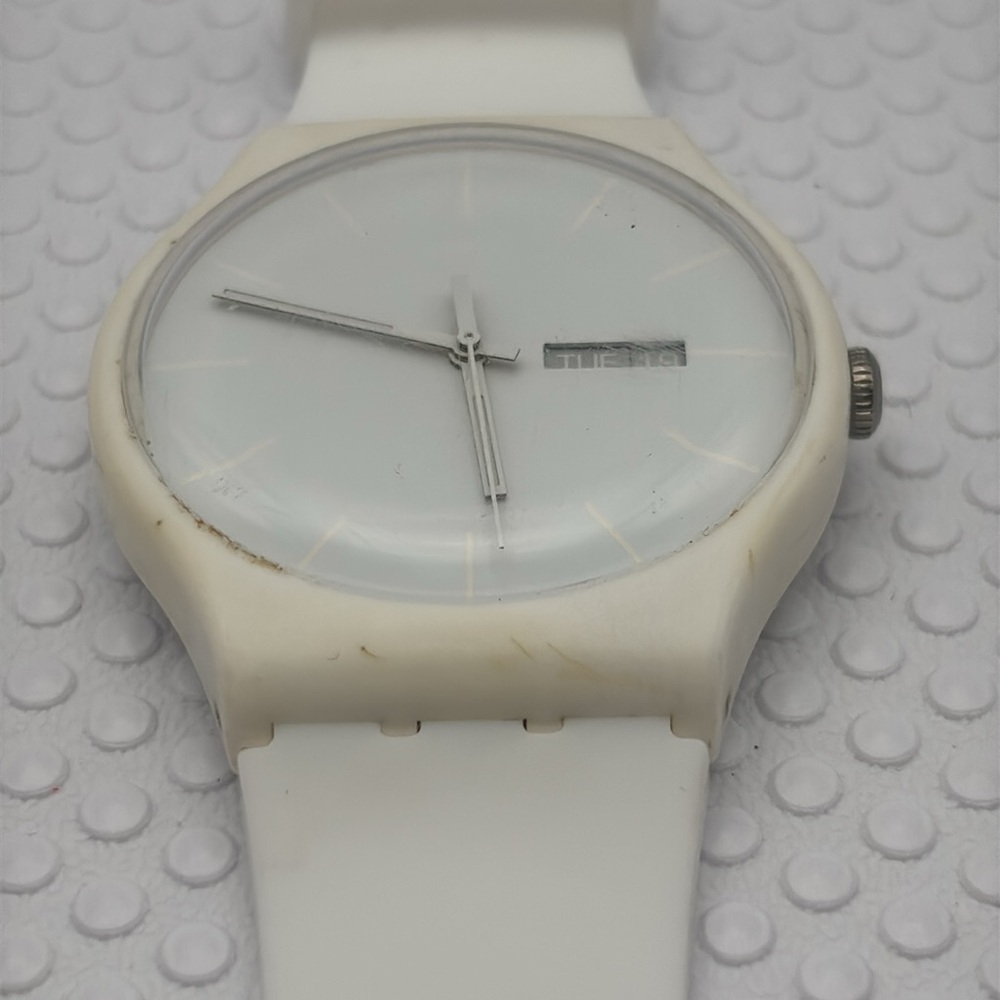 Swatch Watch - SUOW701 - WHITE REBEL - Picture 9 of 9